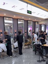 -藤野造型烫染·漂发