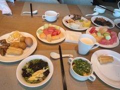 -上海佘山世茂艾美酒店
