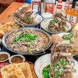 家人们!发现新大陆了牛肉锅怎么这么好吃😋