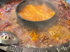 -黄潇洒老火锅(九眼桥宏济巷店)