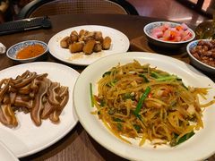 -肆海小川菜酒馆Wine Bistro (青年路店)