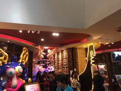 等位区-四海一家自助餐(益田假日广场店)