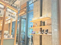 -M Stand(深圳龙岗万科广场店)