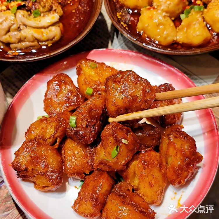 坐穿11号线，就为了来吃这家市井小火锅‼️ 