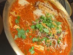 -张翻越·川渝冒菜·武汉黑鸭煲(城北万象城店)