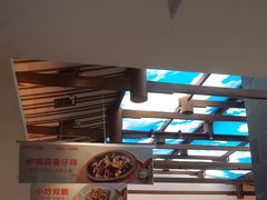 -阿瓦山寨·湘菜现炒·剁椒鱼头王(咸阳总店)
