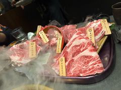 -铭牛烧肉·和牛海鲜自助(高新月牙湖店)