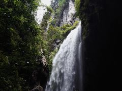 -龙水峡地缝景区