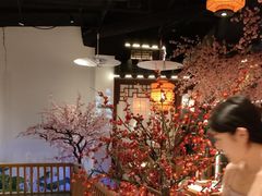 -荷塘秋月·本帮江浙菜(国权路店)