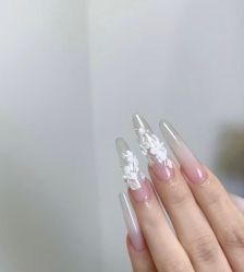 -赢韵美甲美睫瑞士净斑中心