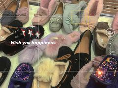 -UGG(燕莎奥特莱斯购物中心店)