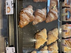 -OUR Bakery(中海环宇荟店)