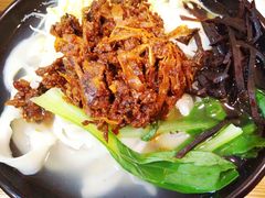 特色肉酱面-寻香羊小羊·徐州烧烤(南京店)