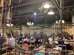 大堂-峨眉烧烤(宝龙广场店)
