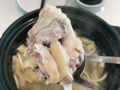 -东椰·海南椰子鸡火锅(朝阳门店)