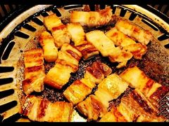 -豚豚猪村烤肉·韩国烤肉(总店)