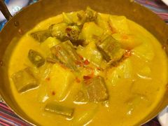 -香巴拉云南餐厅(华莱坞店)