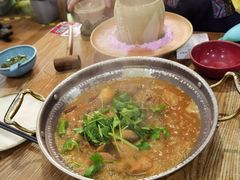 灶膛罐罐牛腩-吃饭皇帝大土家民族菜(正大广场店)