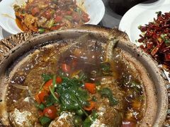 -黄弟大排档·湖南菜·小龙虾·小海鲜(凯旋北路店)