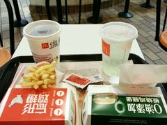 -麦当劳(湛江大厦店)