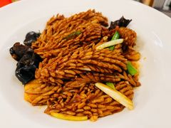 -闫府私房菜·百年鲁菜(恒隆店)