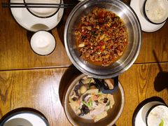 -八碗湘长沙市井菜(坡子街店)