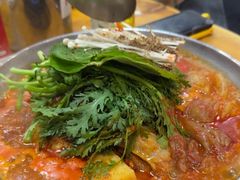 -喇喇排骨火锅·传统韩式脊骨汤(望京西园总店)
