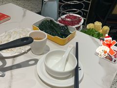 -八合里潮汕鲜牛肉火锅(上海汇智广场店)