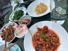 -一坐一忘云南菜(嘉里中心店)
