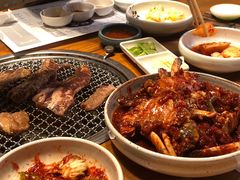 -草家酱蟹炭火烤肉店(珲春南路一店)