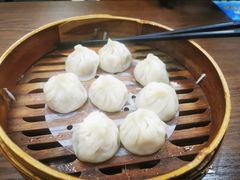 鲜虾小笼包-万寿斋(山阴路店)
