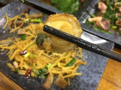 -老东镇啤酒屋海鲜加工·蒸汽海鲜·海鲜烧烤(台东店)