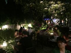 -Dash Teak House
