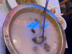 -霄汉牛三鲜湖北砂锅菜(万松园2店)