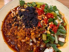 -拈签一笑黄牛肉辣卤串串