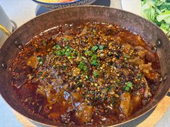 -有红鸡毛店·川菜(建设路店)