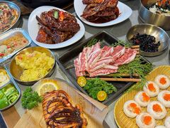 -草家酱蟹炭火烤肉店(珲春南路一店)