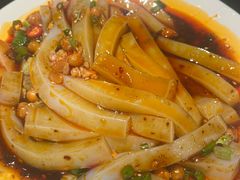 -万重锦·人文川菜馆(骡马市店)