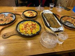 -老东镇啤酒屋海鲜加工·蒸汽海鲜·海鲜烧烤(台东店)