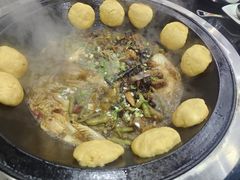 -山妹子铁锅炖