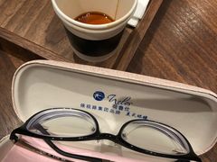 -美式眼镜·授权蔡司.依视路.尼康.豪雅.明月(人民广场店)