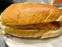 招牌咸牛肉芝士猪仔包-华嫂冰室(尖沙咀店)