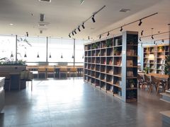 -魔方城市书房(中街益田店)