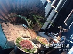 -唐拉雅秀酒店-西锦汇空中BBQ·思创餐厅