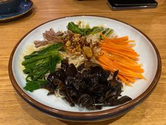 -麦麦山云南菜(复地活力城店)