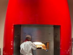 -城市大道红炉披萨烘焙坊