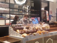 面包甜点陈列柜-莉莲蛋挞(日月光店)