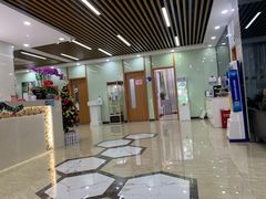 -茂菊口腔连锁(浦东南路店)