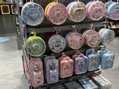 -潮品挚尚(五角场苏宁易购店)