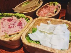 -独食火锅·半米屋台(直营总店)